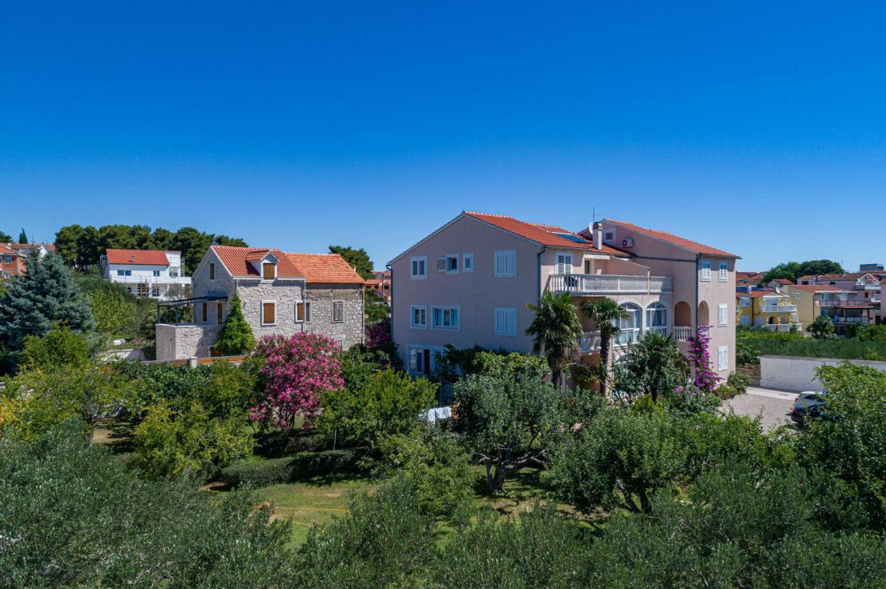 Apartments Nostro Palazzo Vodice Kültér fotó